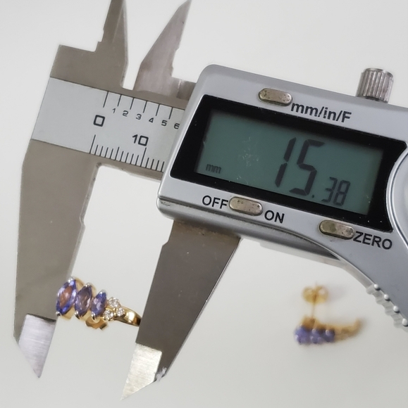 14K Gold AAA+++ Tanzanite & Diamond Earrings - Picture 4 of 11